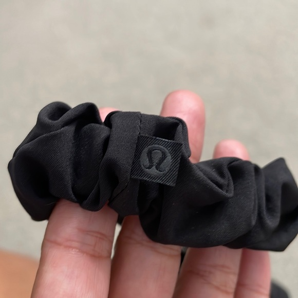 lululemon athletica Accessories Lululemon Hair Tie Poshmark